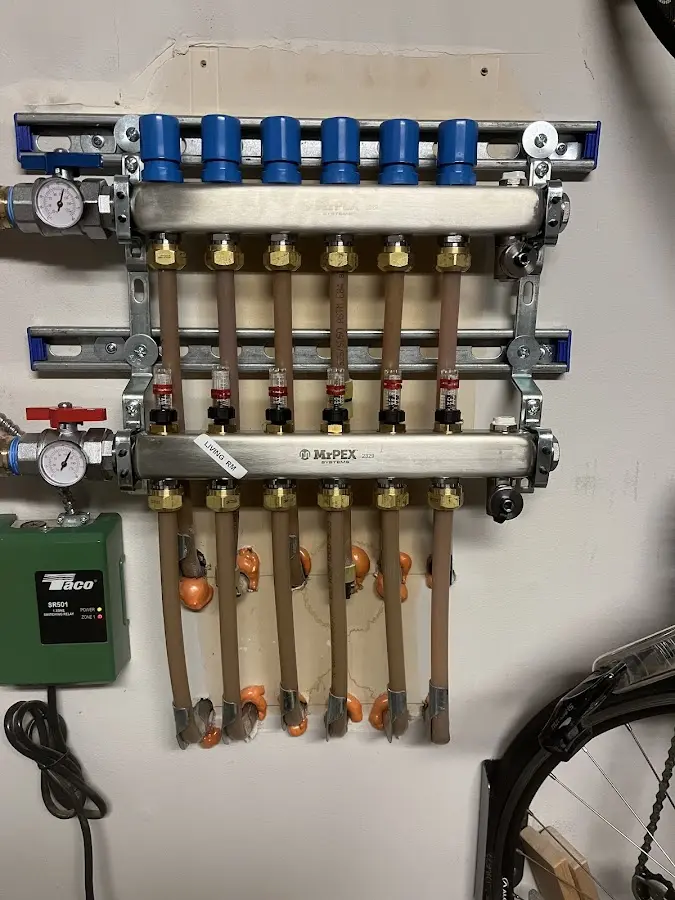 Plumber performing Leak Detection at a residential property in Pearl