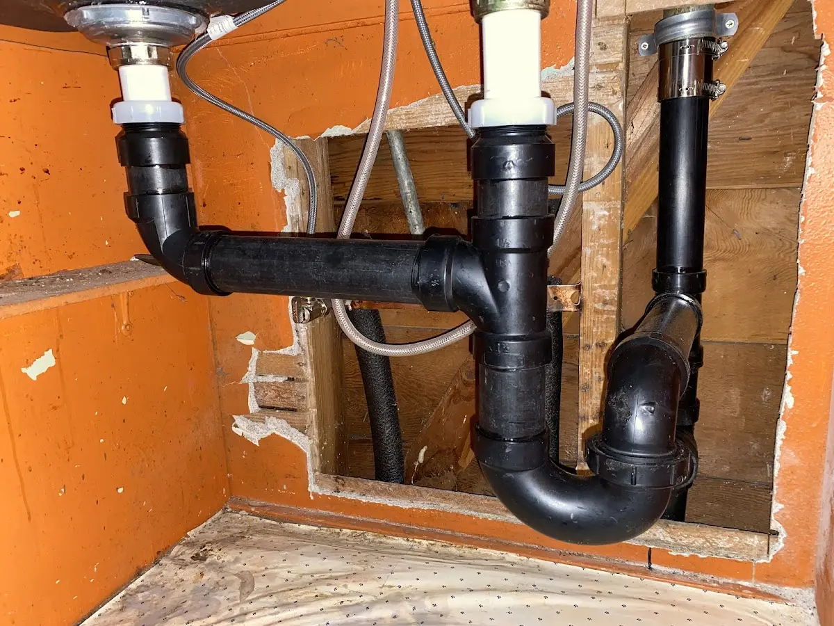 Professional Garbage Disposal Repair equipment and tools on the job in Pearl